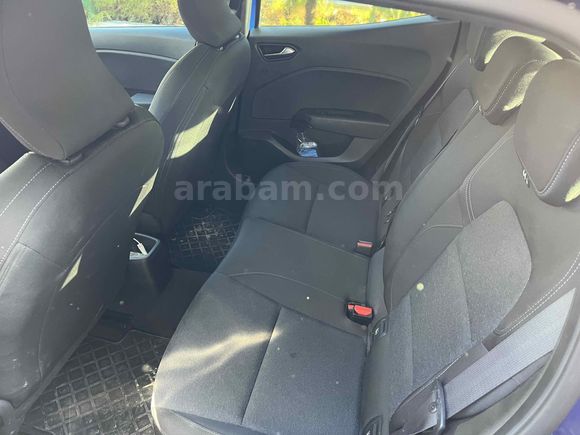 İlk sahibinden Renault Clio 1.0 TCe Touch 2023 Model  64.300
