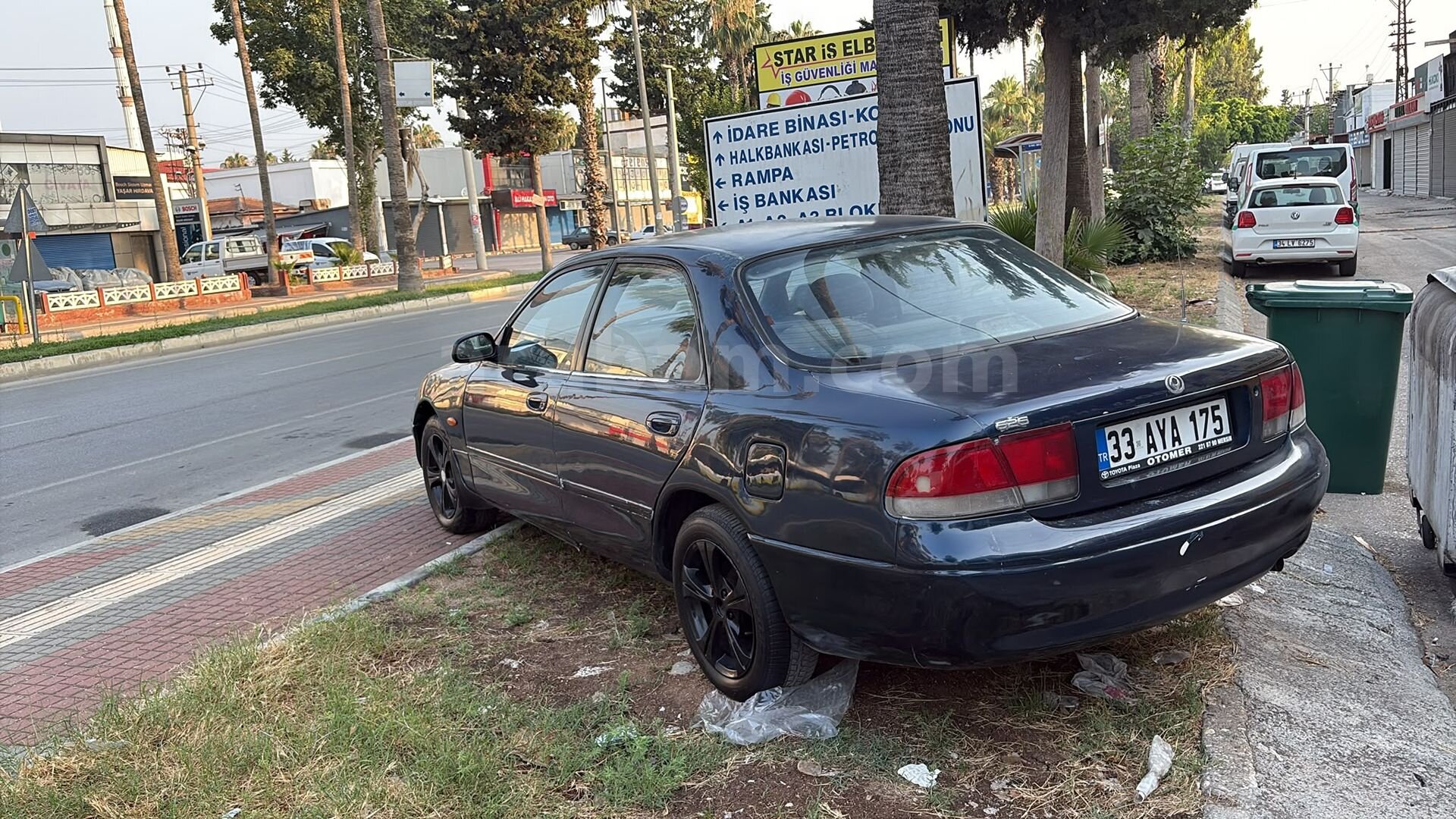 Sahibinden Mazda 626 2.0 1993 Model Mersin 297.744 km Lacivert 4