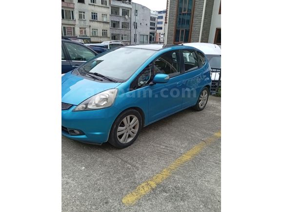 acil  Honda Jazz 1.4 Fun 2011 Model  193.650 km Mavi