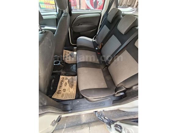 Sahibinden Fiat Doblo Combi 1.6 Multijet Elegance 2012 Model
