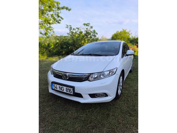 Sahibinden Honda Civic 1.6i VTEC Eco Elegance 2012 Model 