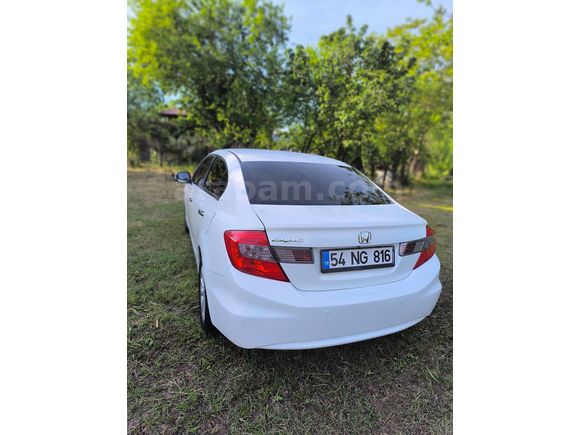 Sahibinden Honda Civic 1.6i VTEC Eco Elegance 2012 Model 