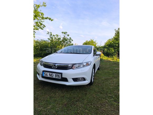 Sahibinden Honda Civic 1.6i VTEC Eco Elegance 2012 Model 
