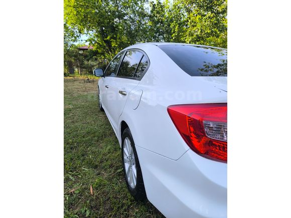Sahibinden Honda Civic 1.6i VTEC Eco Elegance 2012 Model 