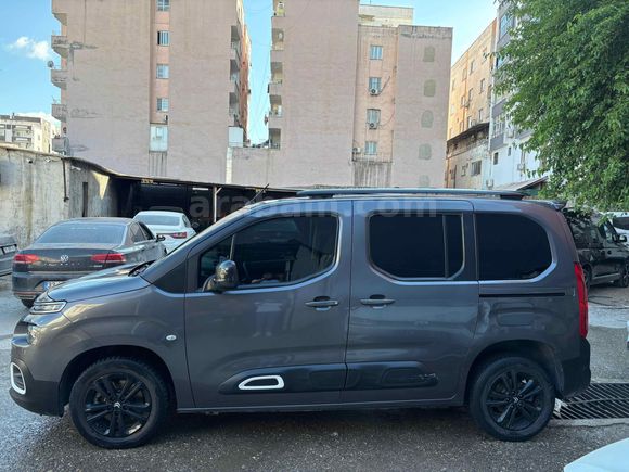 Sahibinden Citroen Berlingo 1.5 BlueHDI Shine 2023 Model 