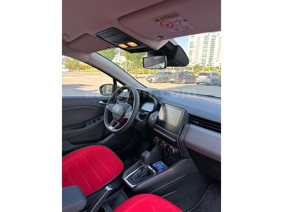 Sahibinden Renault Clio 1.0 TCe Evolution 2025 Model 