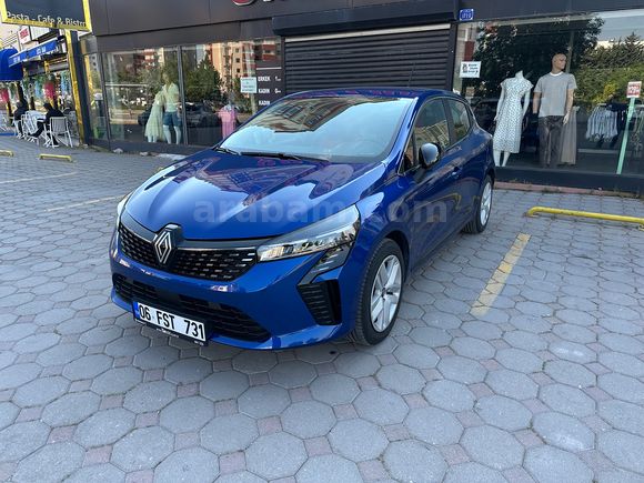 Sahibinden Renault Clio 1.0 TCe Evolution 2025 Model 