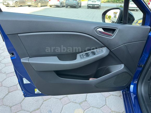 Sahibinden Renault Clio 1.0 TCe Evolution 2025 Model 