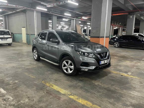 Sahibinden Nissan Qashqai 1.6 dCi Tekna 2018 Model  120.000 km Gri (metalik)