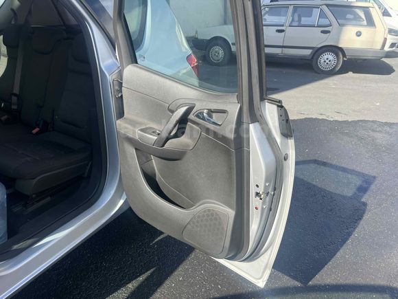 BB AUTO'DAN Opel Meriva 1.3 CDTI EcoFlex Enjoy 2012 Model İstanbul
