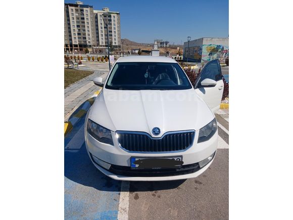Sahibinden Skoda Octavia 1.6 TDI Optimal 2016 Model  146.000 km Beyaz