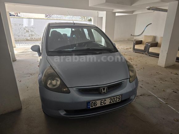 Sahibinden Honda Jazz 1.4 ES 2004 en uygun fiyatlı ilk gelen alır