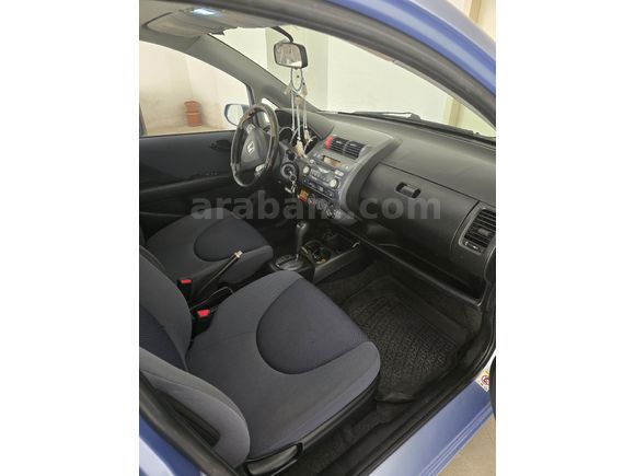Sahibinden Honda Jazz 1.4 ES 2004 en uygun fiyatlı ilk gelen alır