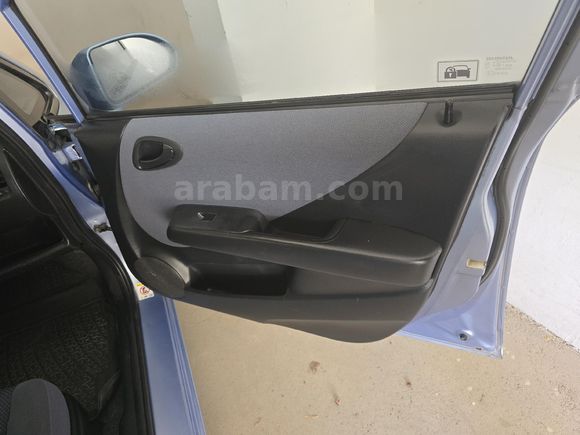 Sahibinden Honda Jazz 1.4 ES 2004 en uygun fiyatlı ilk gelen alır