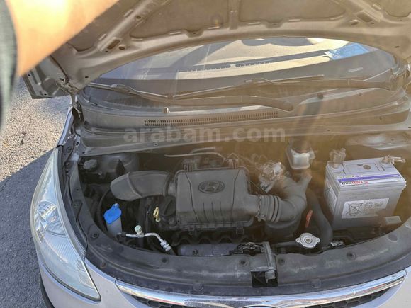 Sahibinden Hyundai i10 1.1 Select 2010 Model 