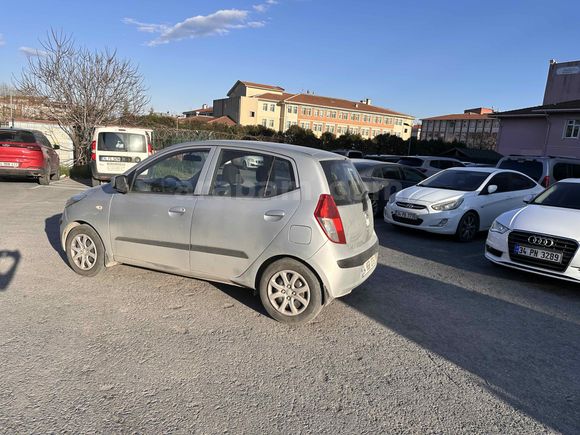 Sahibinden Hyundai i10 1.1 Select 2010 Model 