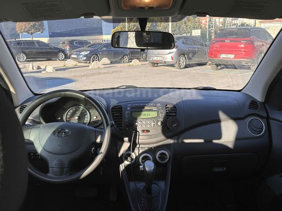 Sahibinden Hyundai i10 1.1 Select 2010 Model 