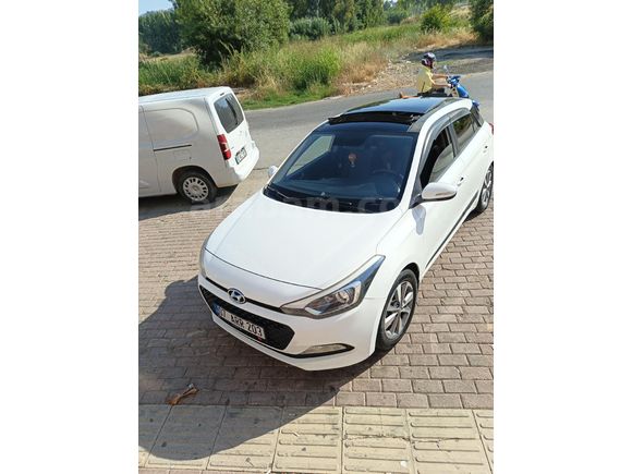 Sahibinden Hyundai i20 1.2 MPI Elite 2015 Model Beyaz