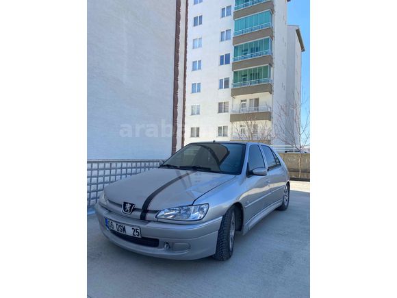 Sahibinden Peugeot 306 1.6 Platinum 2001 Model  335.000 km Gri (Gümüş)