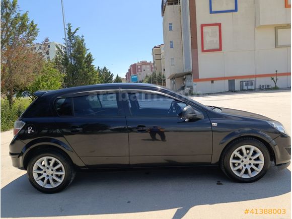 2028 yeni muayeneli 2011 Astra dizel 1.3 CDTI Essentia konfor