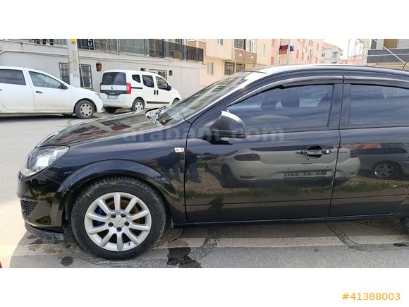 2028 yeni muayeneli 2011 Astra dizel 1.3 CDTI Essentia konfor
