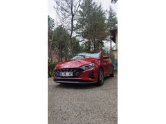 Sahibinden Hyundai i20 1.0 T-GDI Elite 2025 Model 100 HP + Cam tavan