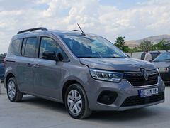 26 BİN KM DE RENAULT KANGOO MULTIX 1.3 TCe ICONIC
