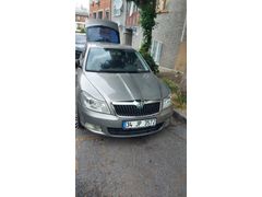 ÖĞRETMENDEN, TEMİZ, KAZASIZ SKODA OCTAVIA (SEDAN)