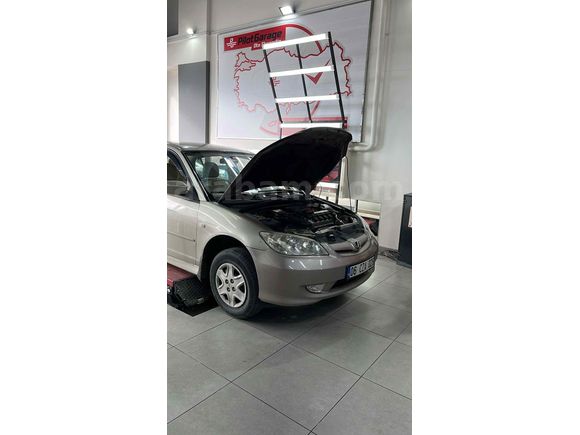 Sahibinden Honda Civic 1.6i VTEC LS 2004 Model 