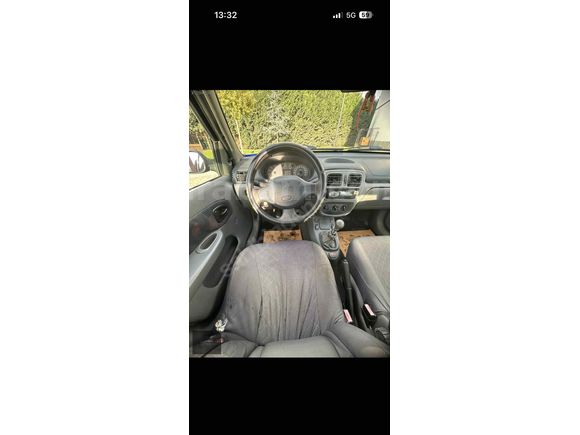 Galeriden Renault Clio 1.4 RNA 2001 Model Bursa