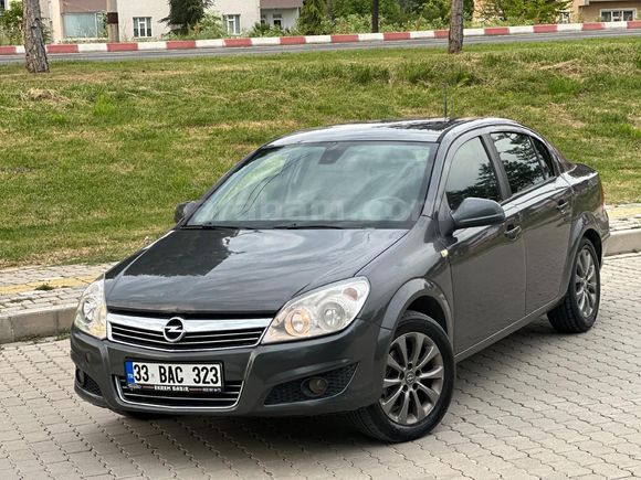 Galeriden Opel Astra 1.6 Enjoy Elegance 2012 Model Kütahya