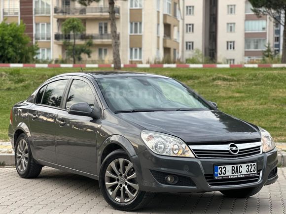 Galeriden Opel Astra 1.6 Enjoy Elegance 2012 Model Kütahya