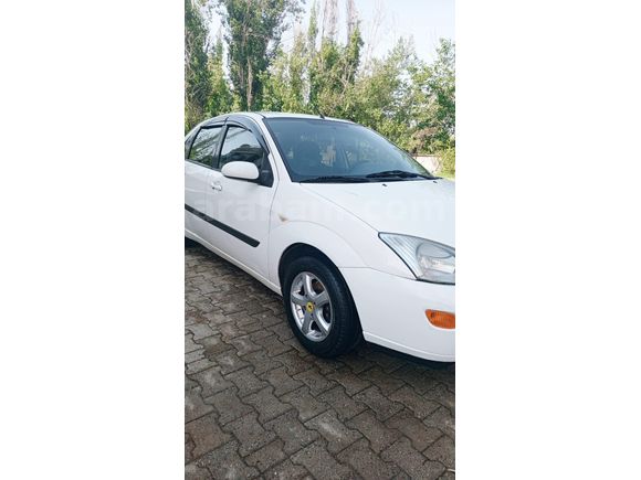 Sahibinden Ford Focus 1.6 Ambiente 2000 Model
