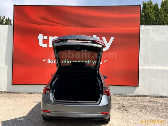 TRUSTY ONATÇA'DAN SKODA OCTAVİA
