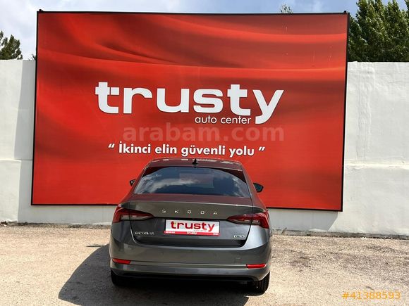 TRUSTY ONATÇA'DAN SKODA OCTAVİA