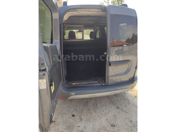 Sahibinden ACİLLLL SATILIK!!! Renault Express Combi 1.5 BlueDCI Touch 2023 Model