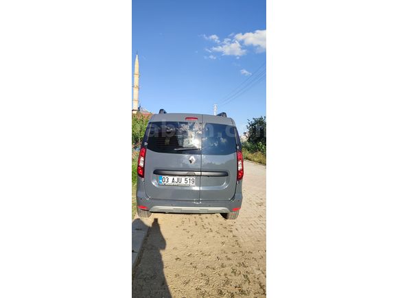 Sahibinden ACİLLLL SATILIK!!! Renault Express Combi 1.5 BlueDCI Touch 2023 Model