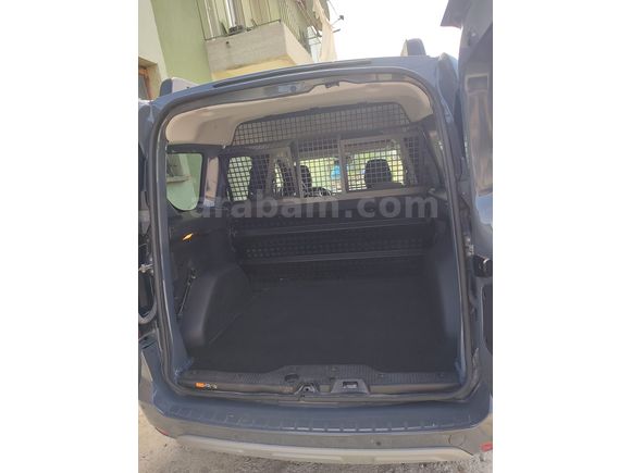 Sahibinden ACİLLLL SATILIK!!! Renault Express Combi 1.5 BlueDCI Touch 2023 Model
