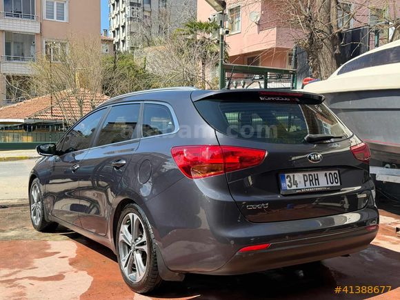 GÜNEŞ OTOMOTİV"DEN KİA Ceed Hatasız Boyasız