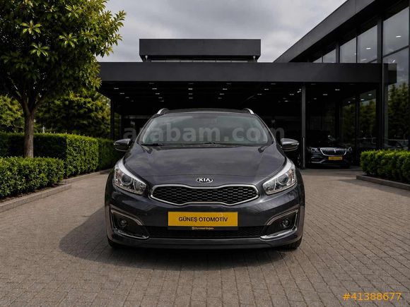 GÜNEŞ OTOMOTİV"DEN KİA Ceed Hatasız Boyasız