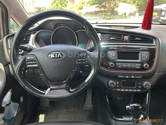 GÜNEŞ OTOMOTİV"DEN KİA Ceed Hatasız Boyasız