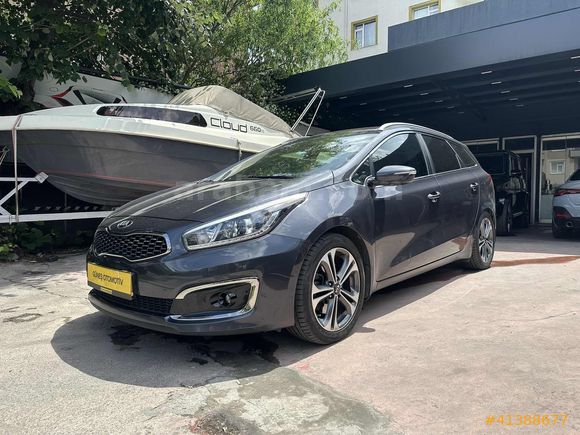 GÜNEŞ OTOMOTİV"DEN KİA Ceed Hatasız Boyasız