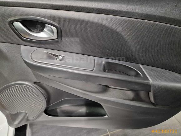 Mais İzmir Şube Renault Clio 1.5DCI Joy 75 BG