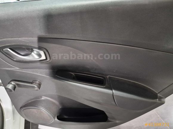 Mais İzmir Şube Renault Clio 1.5DCI Joy 75 BG