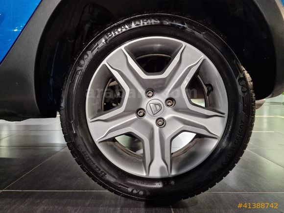 Mais İzmir 2017 Sandero 1.5 DCI Stepway Easy-R