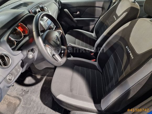 Mais İzmir 2017 Sandero 1.5 DCI Stepway Easy-R