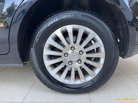 2007 MODEL 1.6 TDCİ 110 HP İÇ DÖŞEMELERİ BEJ ÇELİK JANT EMSALSİZ