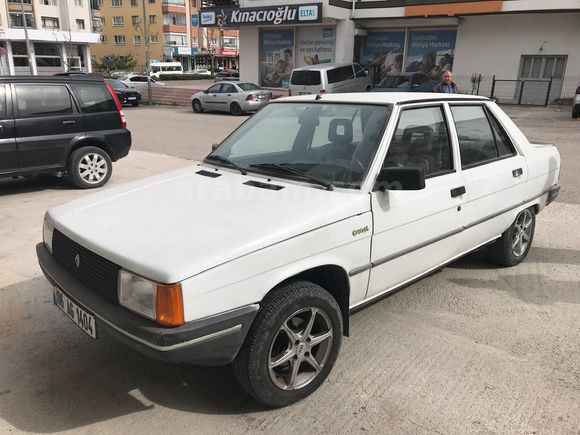 Sahibinden Renault R 9 1.4 Spring 1994 Model İstanbul