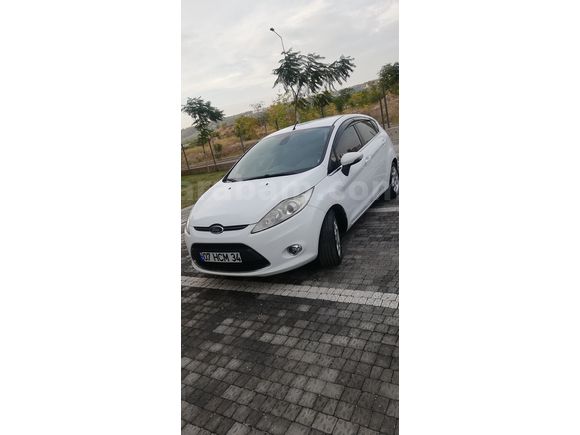 Sahibinden Ford Fiesta 1.4 TDCi Titanium 2012 Model/Açıklamayı okuyunuz