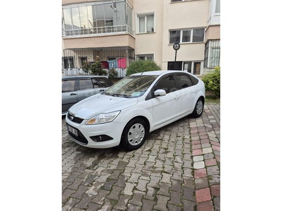 Sahibinden BAKIMLI Ford Focus 1.6 Comfort 2011 Model